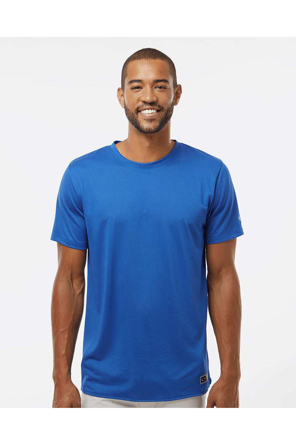 Oakley FOA402991 Mens Team Issue Hydrolix Short Sleeve Crewneck T-Shirt Team Royal Blue Model Front