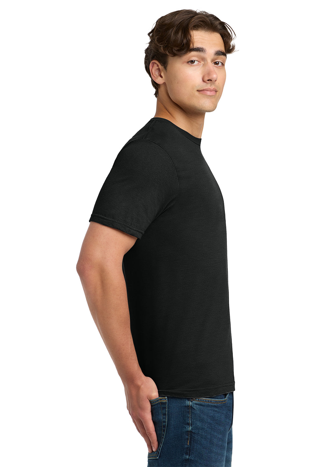 Gildan 64000/G640 Mens Softstyle Short Sleeve Crewneck T-Shirt Black Model Side