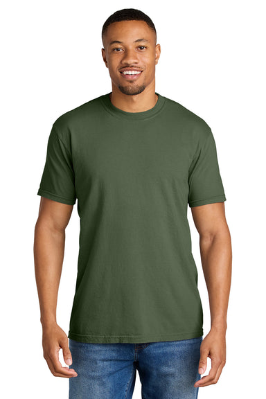 Comfort Colors 1717/C1717 Mens Short Sleeve Crewneck T-Shirt Hemp Green Model Front