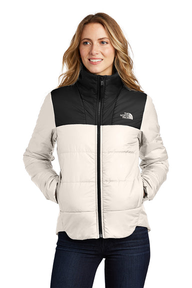 The North Face NF0A7V6K Womens Everyday Water Resistant Insulated Full Zip Jacket Vintage White Model Front