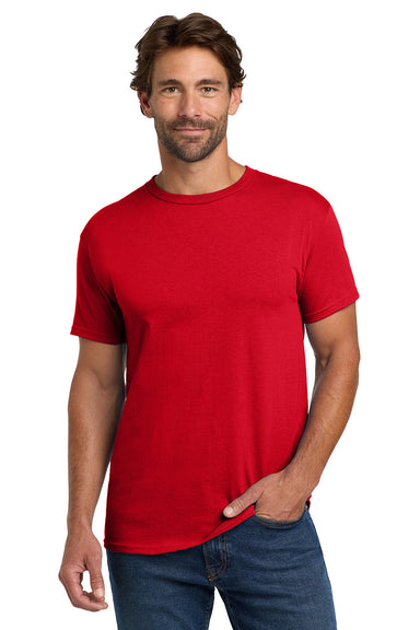 Hanes 5280 Mens ComfortSoft Short Sleeve Crewneck T-Shirt Athletic Red Model Front