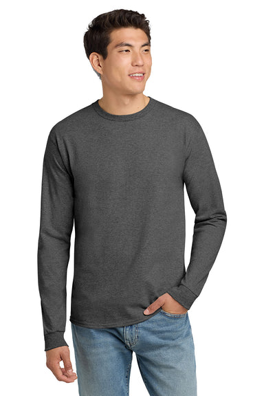 Hanes 5586 Mens ComfortSoft Long Sleeve Crewneck T-Shirt Heather Charcoal Grey Model Front