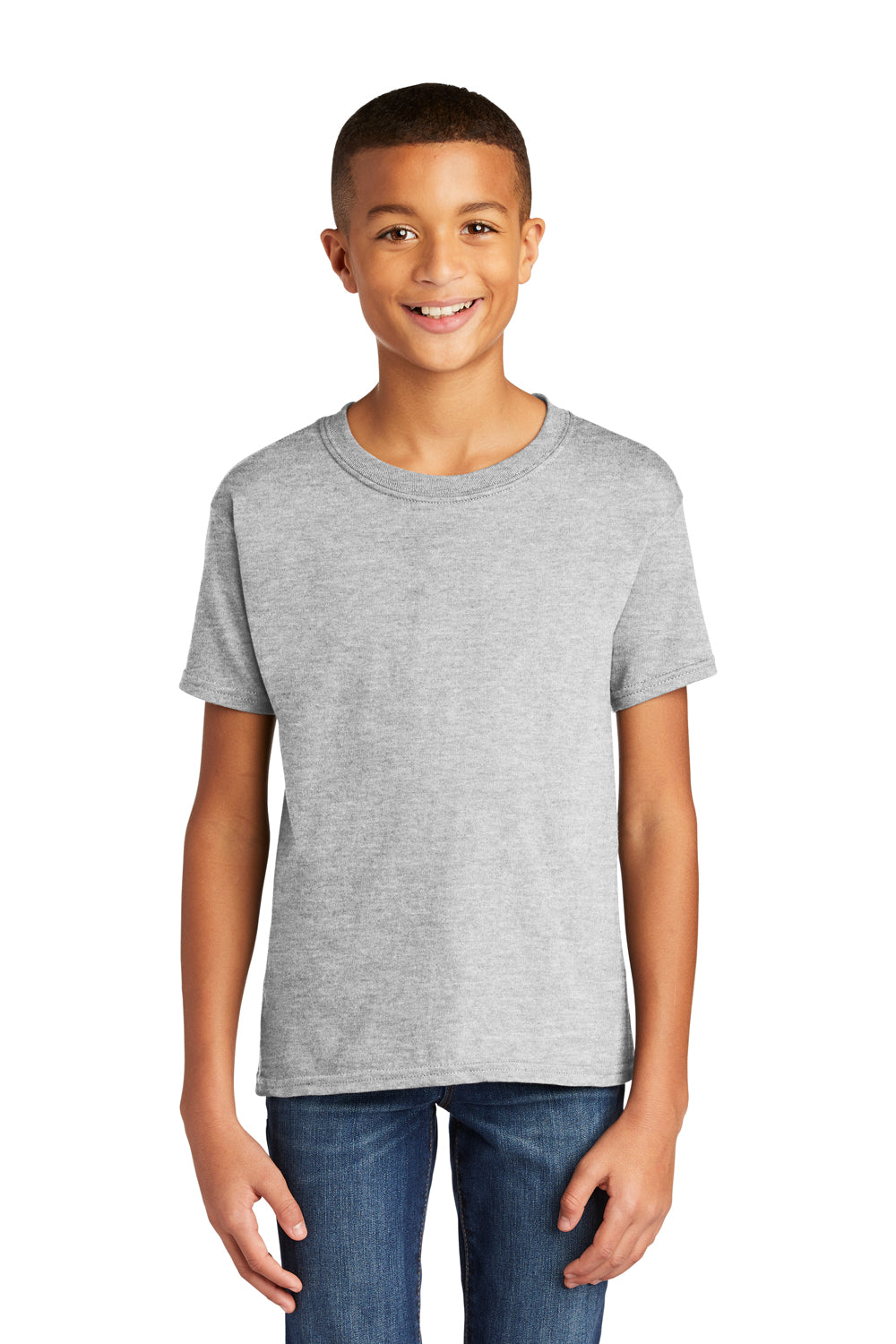 Gildan 64000B Youth Softstyle Short Sleeve Crewneck T-Shirt Sport Grey Model Front