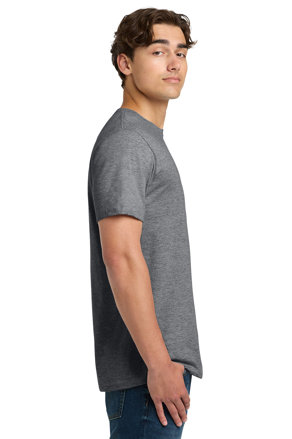 Gildan 64000/G640 Mens Softstyle Short Sleeve Crewneck T-Shirt Heather Graphite Grey Model Side