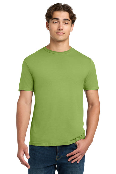 Gildan 64000/G640 Mens Softstyle Short Sleeve Crewneck T-Shirt Kiwi Green Model Front