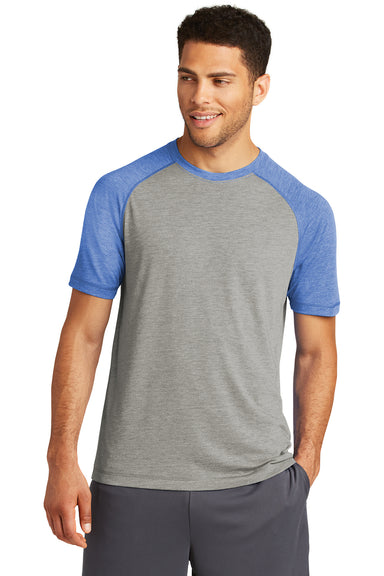 Sport-Tek ST400 Mens Moisture Wicking Short Sleeve Crewneck T-Shirt Heather Light Grey/Heather True Royal Blue Model Front