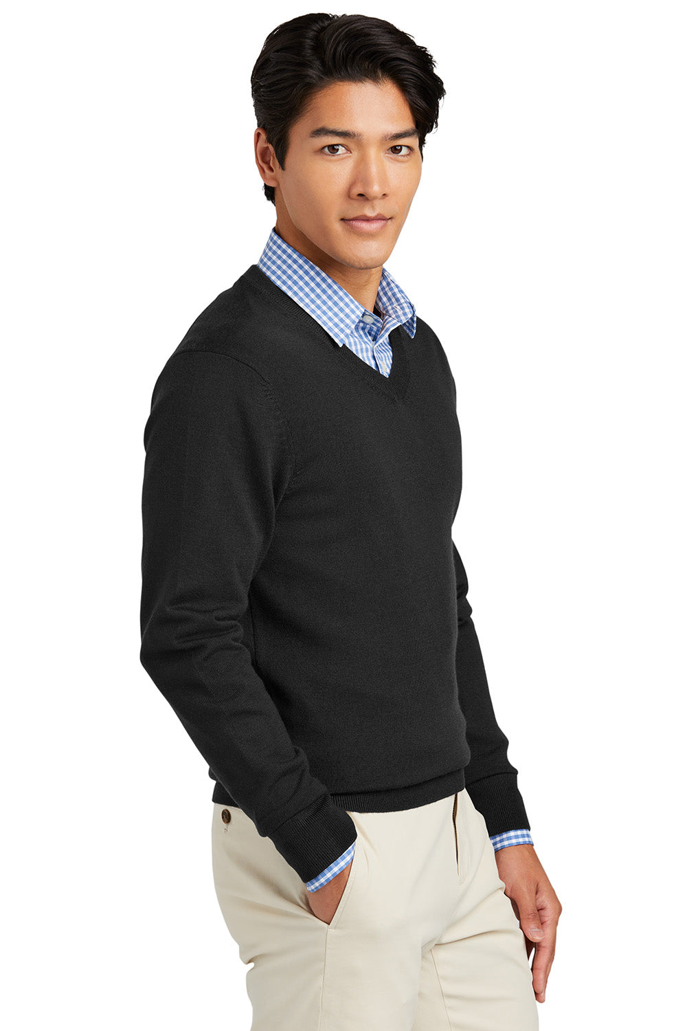 Brooks Brothers BB18410 Mens Merino Long Sleeve V-Neck Sweater Deep Black Model Side