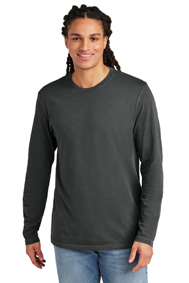 District DT2103 Mens District Wash Long Sleeve Crewneck T-Shirt Graphite Grey Model Front