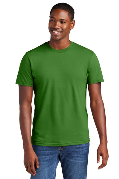 District DT6000 Mens Very Important Short Sleeve Crewneck T-Shirt Kiwi Green Model Front