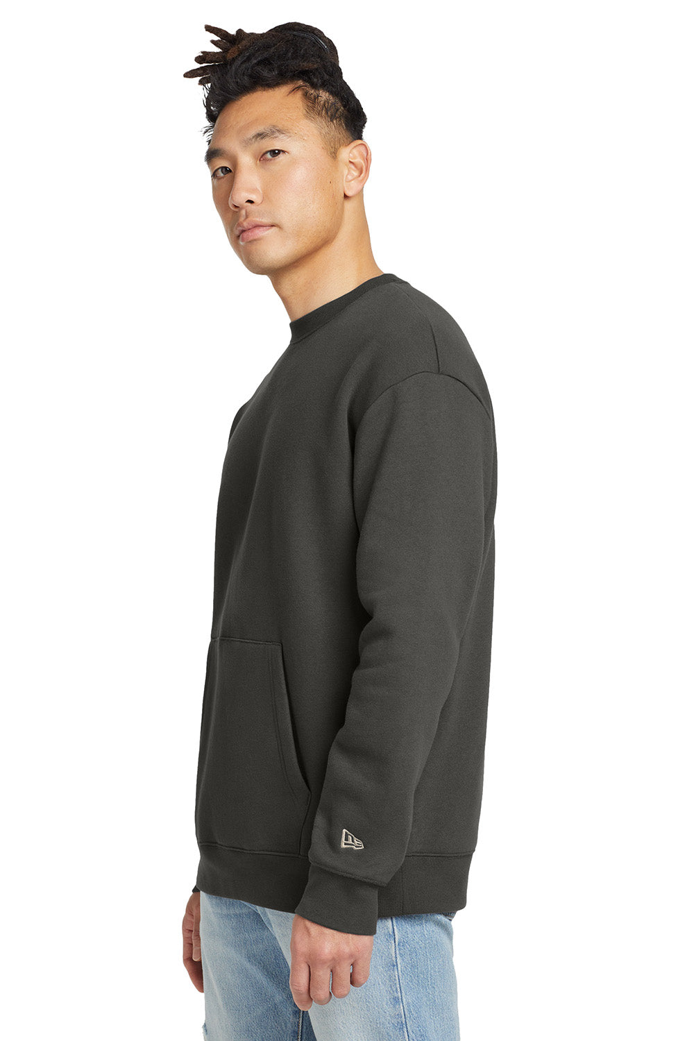 New Era NEA527 Mens Heritage Fleece Crewneck Sweatshirt w/ Pocket Graphite Grey Model Side