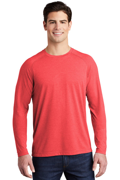 Sport-Tek ST400LS Mens Moisture Wicking Long Sleeve Crewneck T-Shirt Heather True Red Model Front