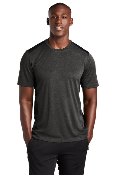 Sport-Tek ST465 Mens Endeavor Moisture Wicking Short Sleeve Crewneck T-Shirt Heather Black/Black Model Front