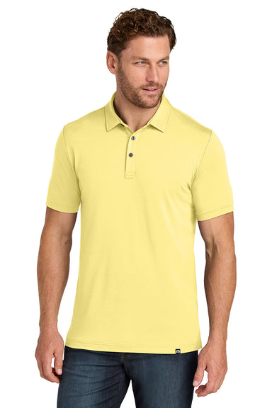 TravisMathew TMA41461 Mens Glenview Short Sleeve Polo Shirt Pale Yellow Model Front