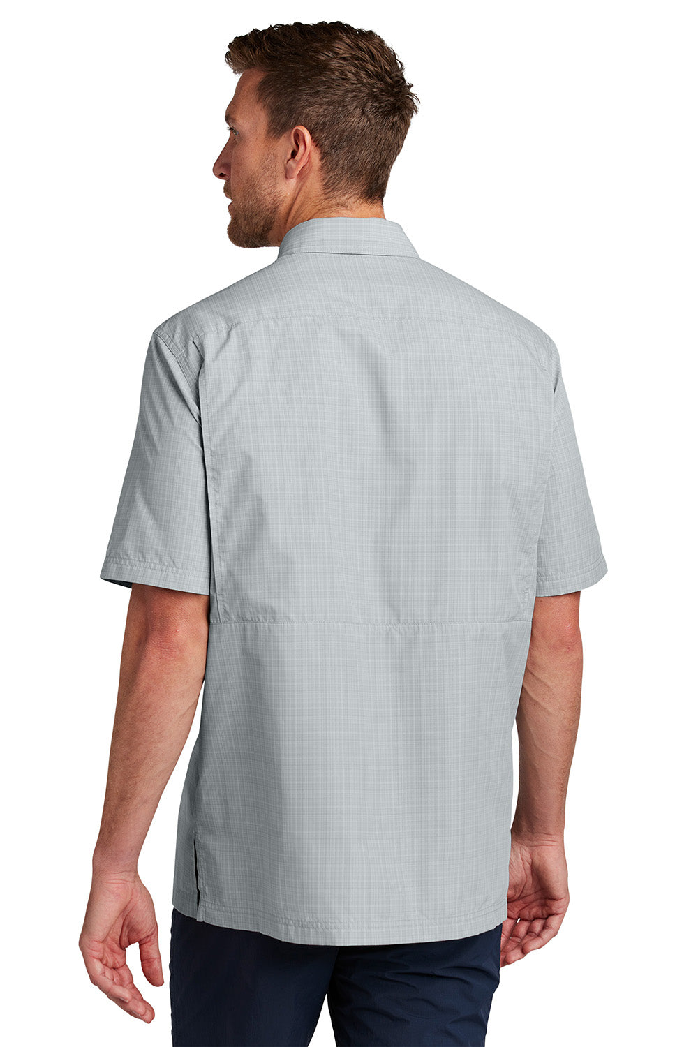 Port Authority W961 Mens Daybreak Moisture Wicking Short Sleeve Button Down Shirt w/ Double Pockets Silver Grey/Gusty Grey Crosshatch Plaid Model Back