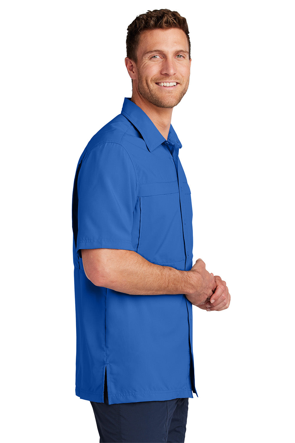 Port Authority W961 Mens Daybreak Moisture Wicking Short Sleeve Button Down Shirt w/ Double Pockets True Royal Blue Model Side