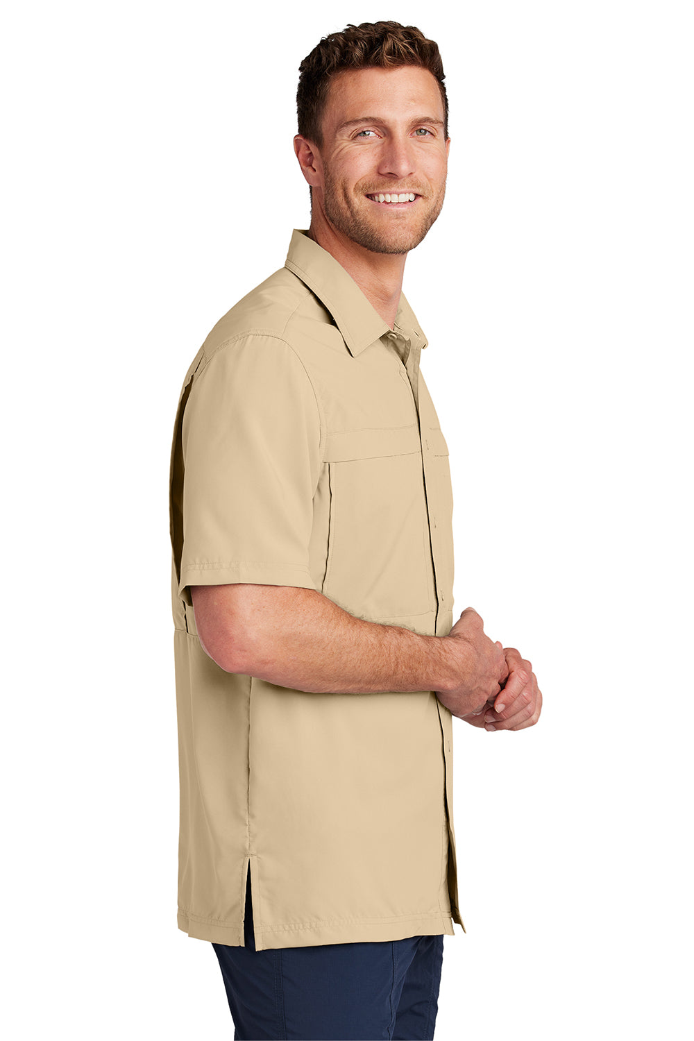 Port Authority W961 Mens Daybreak Moisture Wicking Short Sleeve Button Down Shirt w/ Double Pockets Oat Model Side