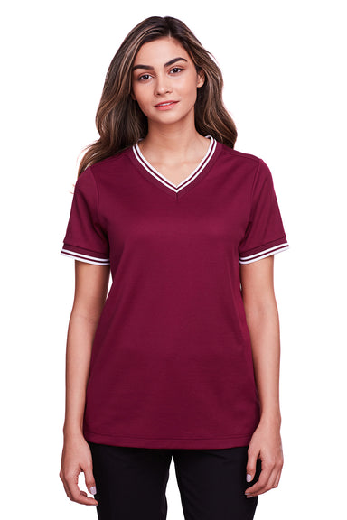 Devon & Jones DG20CW Womens CrownLux Performance Moisture Wicking Short Sleeve Polo Shirt Burgundy/White Model Front