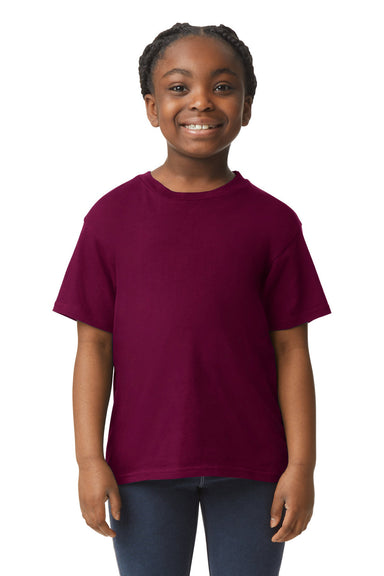 Gildan 64000B Youth Softstyle Short Sleeve Crewneck T-Shirt Maroon Model Front