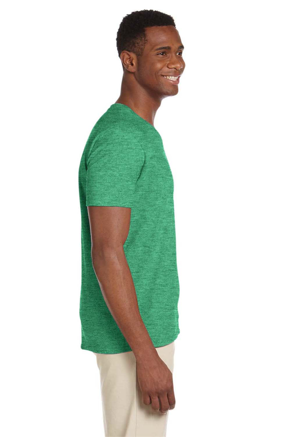 Gildan 64V00/G64V Mens Softstyle Short Sleeve V-Neck T-Shirt Heather Irish Green Model Side