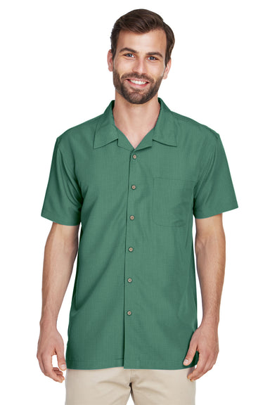 Harriton M560 Mens Barbados Wrinkle Resistant Short Sleeve Button Down Camp Shirt w/ Pocket Palm Green Model Front