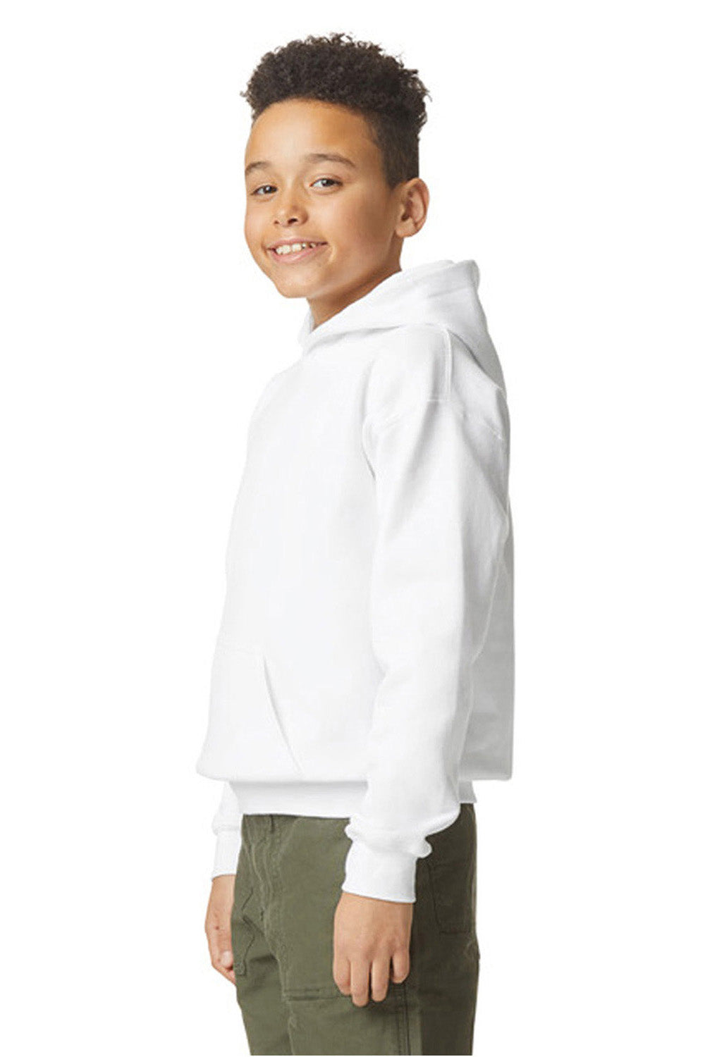 Gildan SF500B Youth Softstyle Hooded Sweatshirt Hoodie w/ Pouch Pocket White Model Side